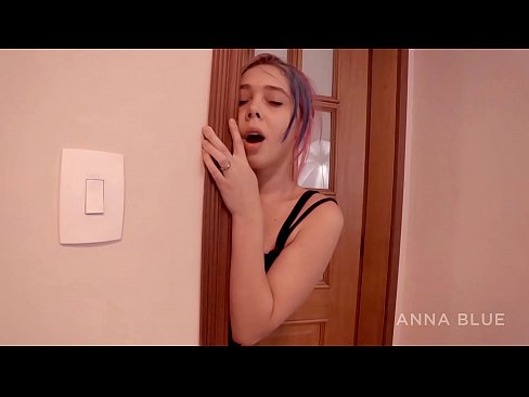 ❤️ 我回到了我的兄弟身上。我和他的女朋友發生了性關係。女同性戀的回報。 肛色情 在我們 ❤